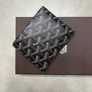 Goyard Victoire Men’s Wallet in Black and Tan